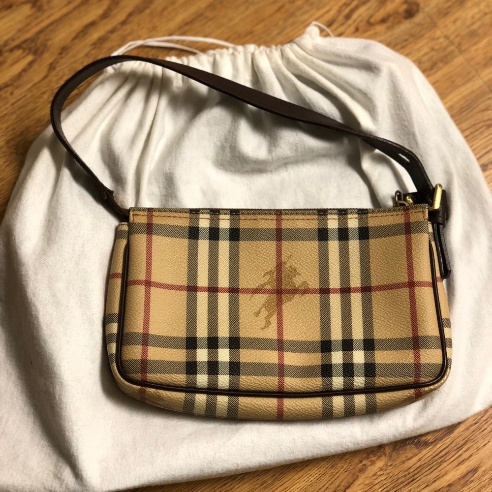 Burberry Nova Check Baguette Pochette